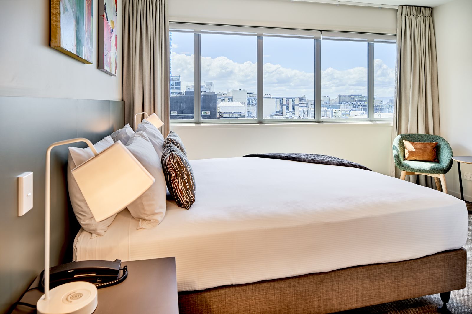 deluxe king studio apartment 1