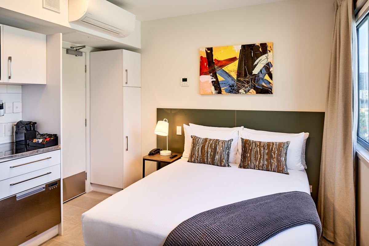tres petite double studio apartment 1