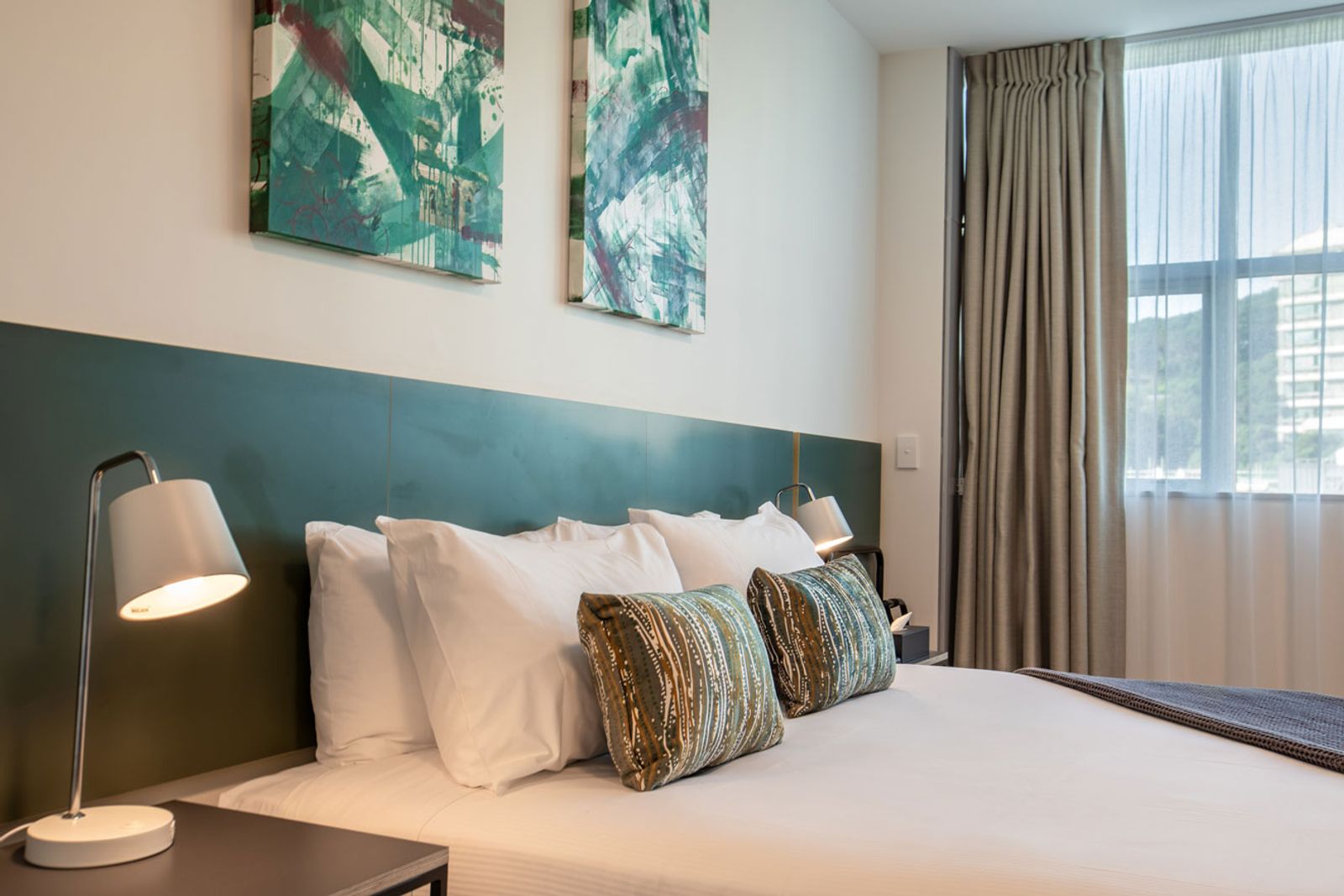 deluxe king studio apartment 3
