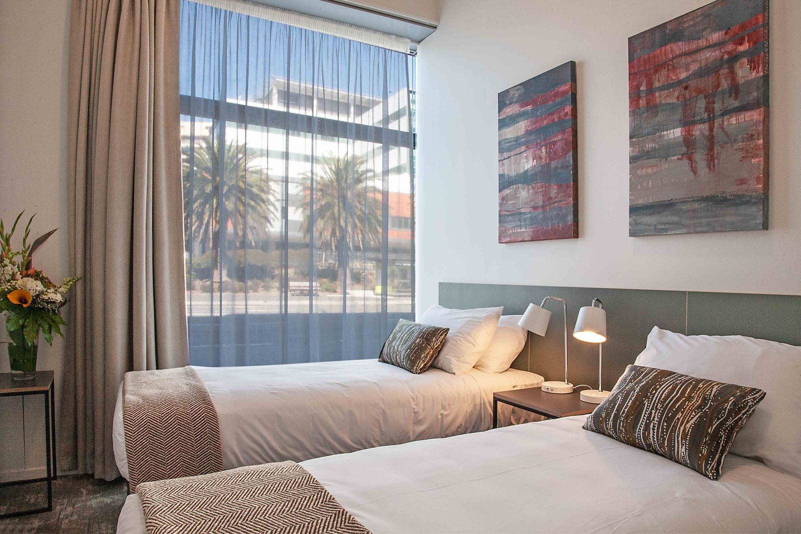 deluxe two bedroom apartment 6